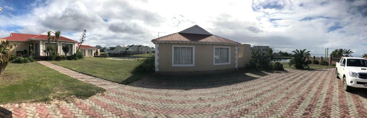 Marina Sands Villa Jeffreys Bay Exteriör bild